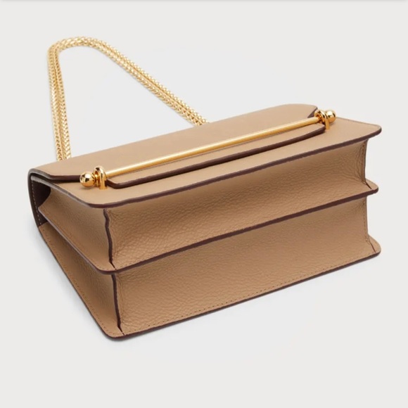 ⭐️⭐️⭐️SOLD⭐️⭐️⭐️  STRATHBERRY East-West Leather Chain Shoulder Bag - Picture 4 of 16